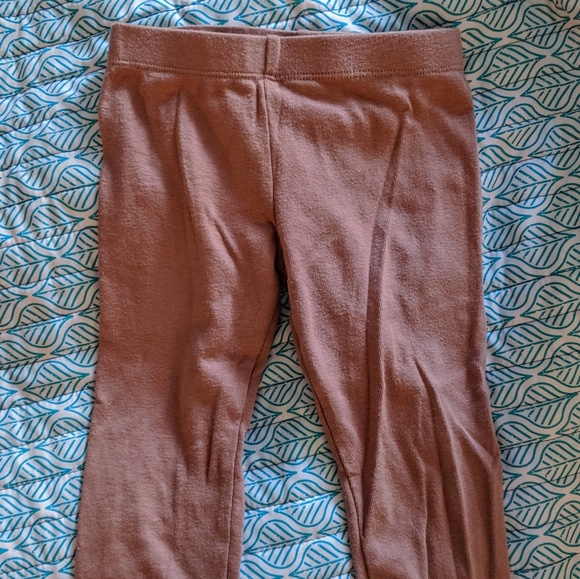 Ann Loren Leggings - Picture 3 of 3